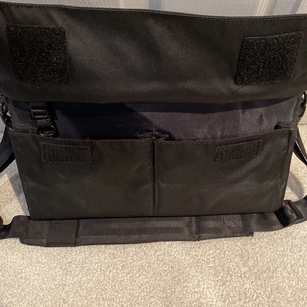 Incase Laptop Shoulder/Travel Bag - Up to 13” Laptop